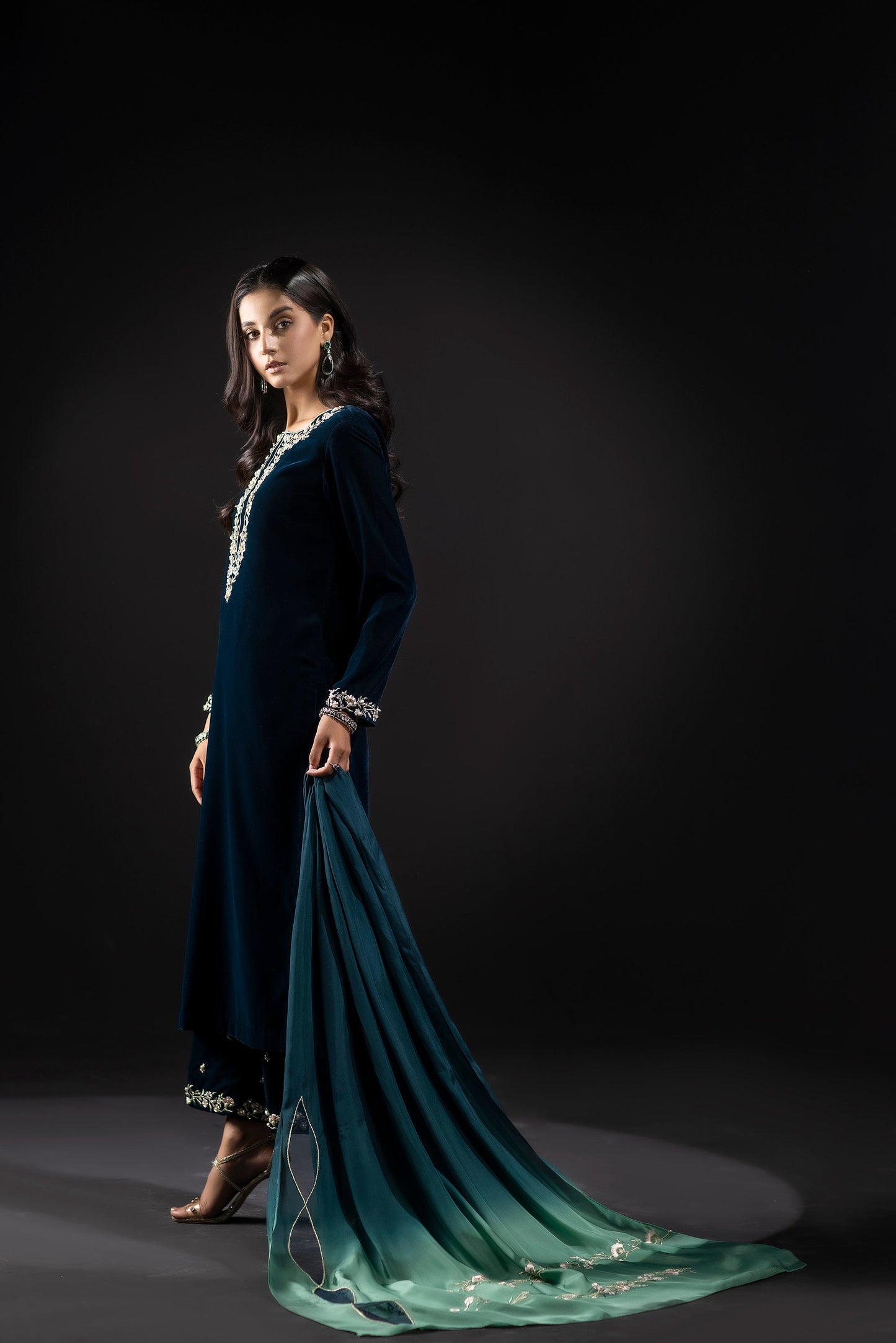 7002 Embroidered Velvet Dress with Karandi Shawl