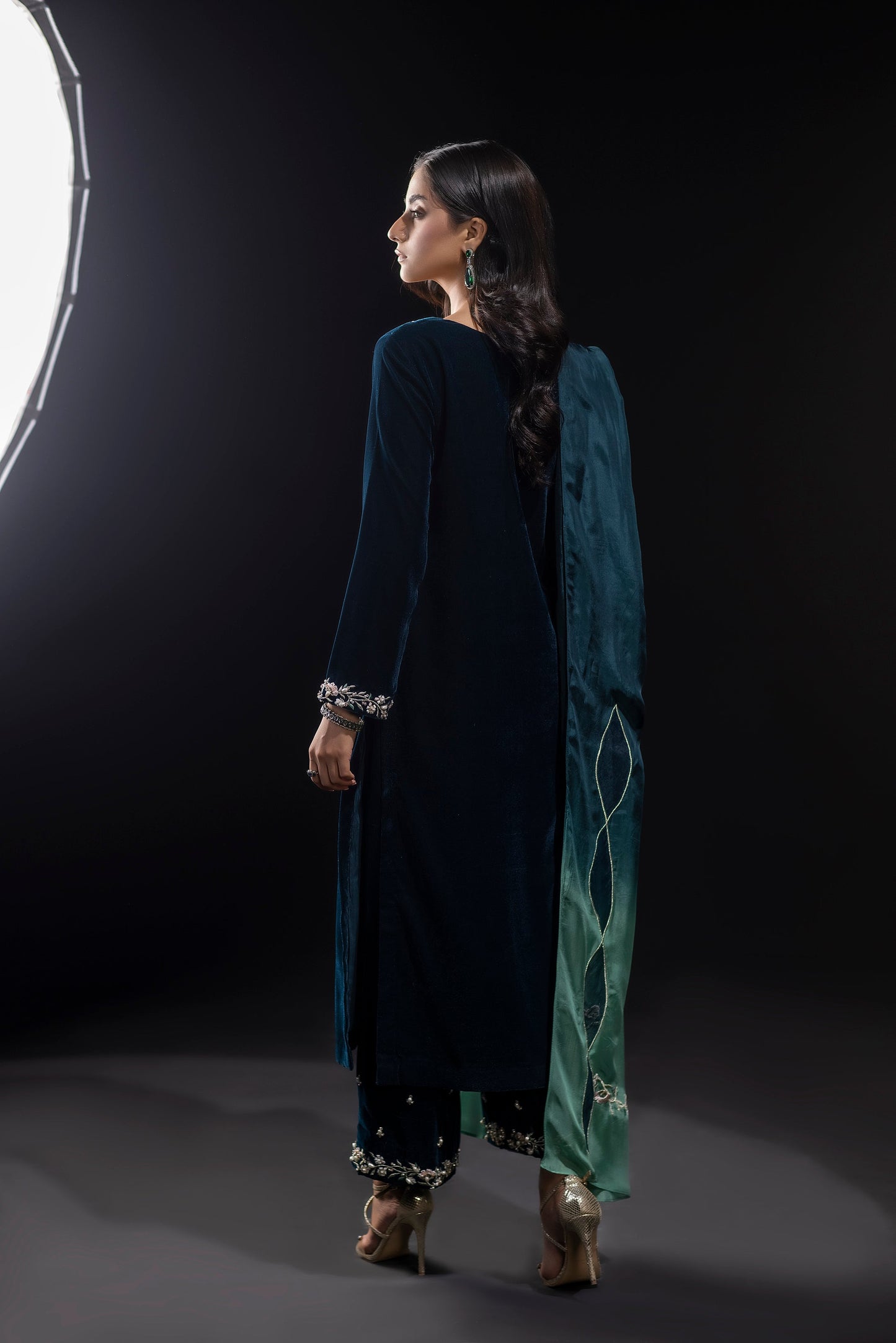 7002 Embroidered Velvet Dress with Karandi Shawl