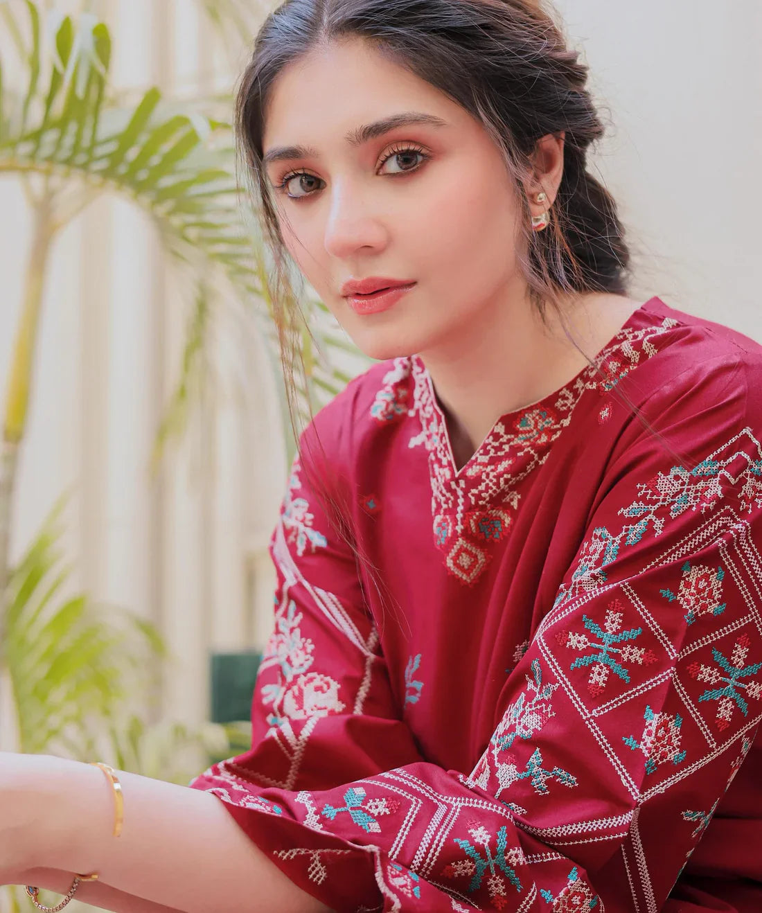 Kayseria D-90 Embroidered Lawn 2 Piece Suit Collection