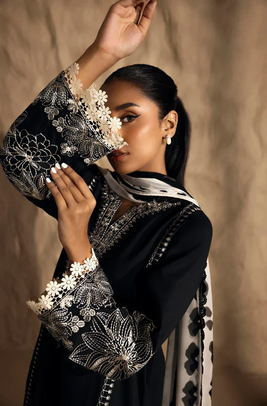 Sana Safinaz 3 Piece Embroidered Dhanak SS-713