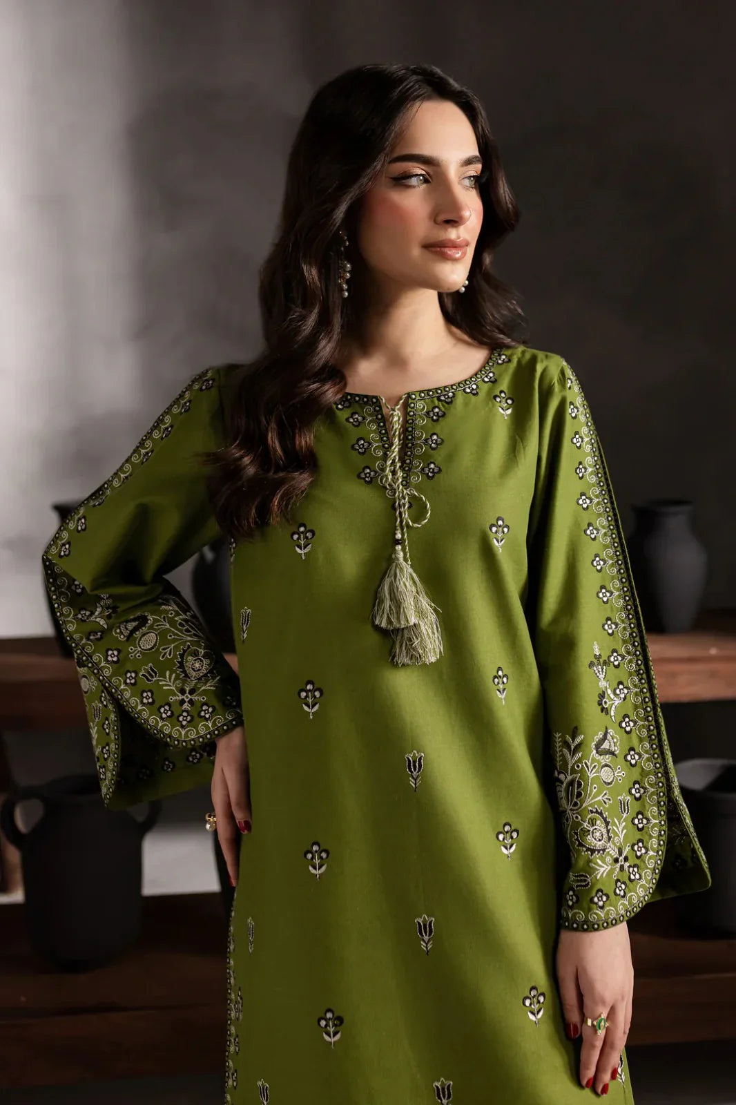 Kayseria Embroidered 2 Piece Lawn Collection D/23