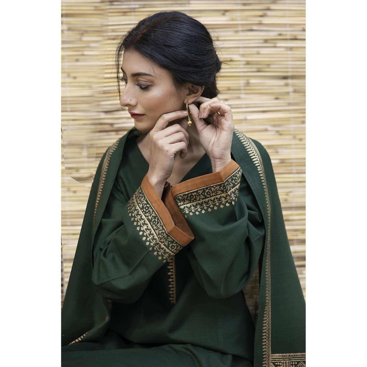 Mongia Dhanak Embroidered 3 piece With Dhanak Shawl Fcc-451