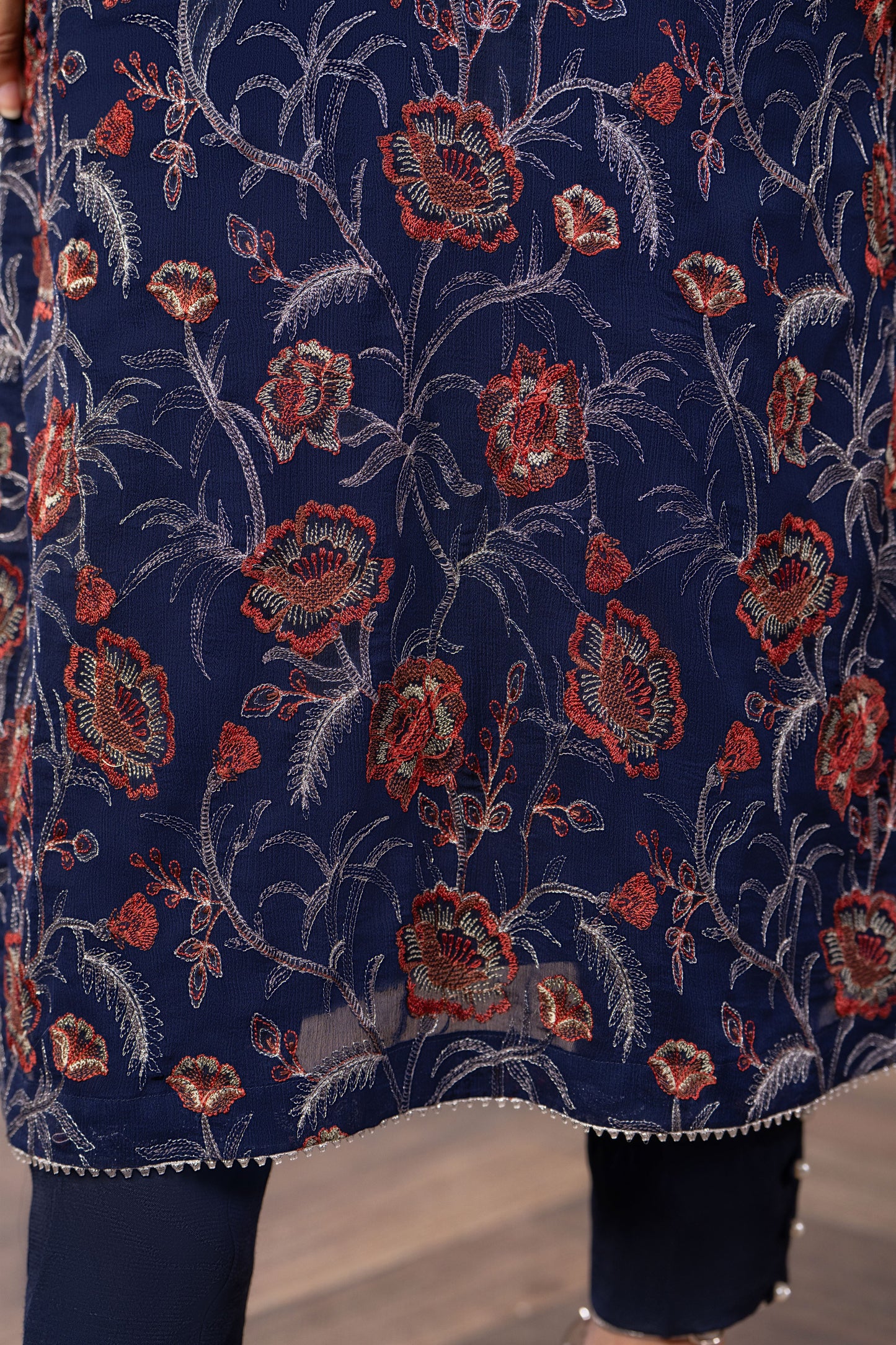 Bareeze Embroidered Lawn 3 Piece Suit D/43