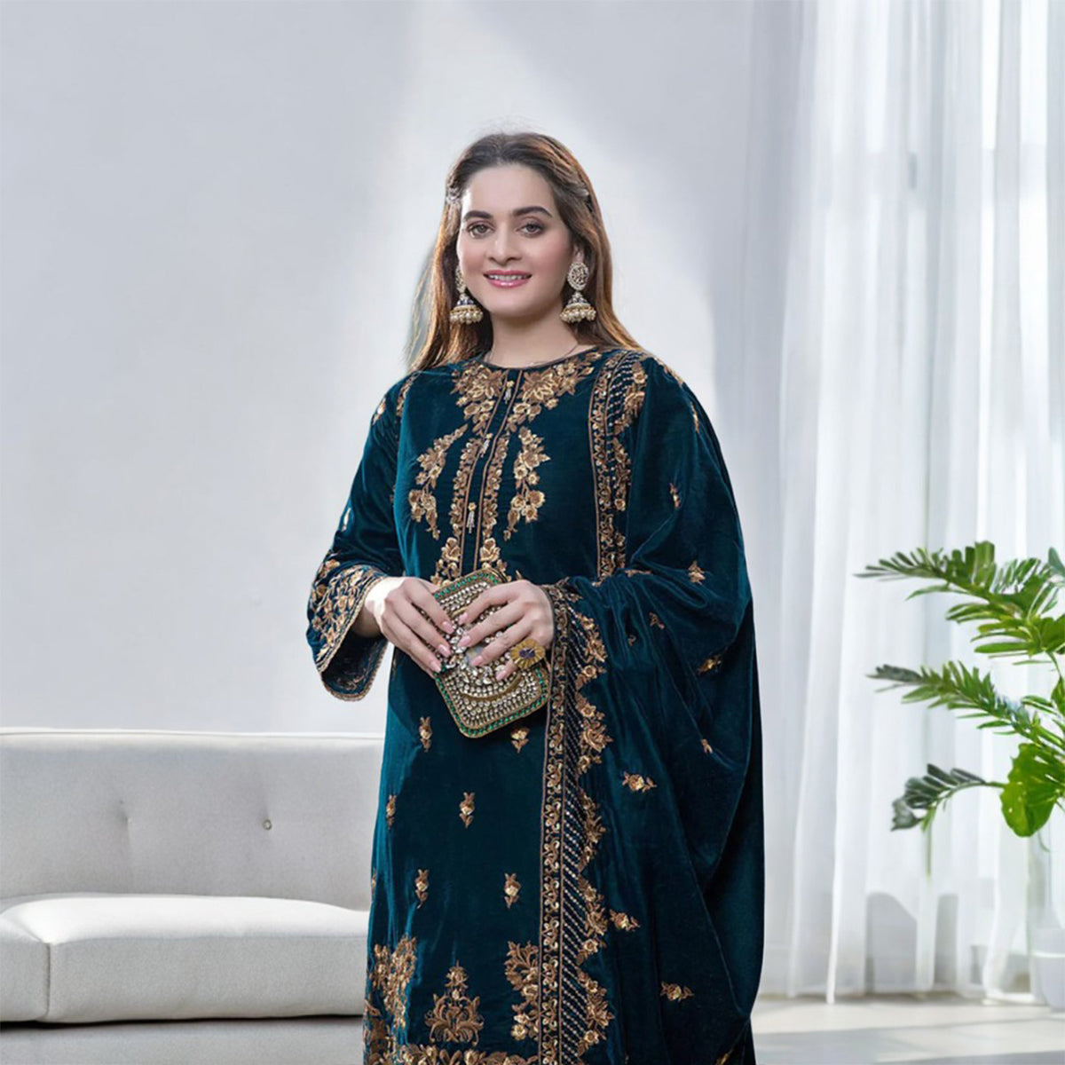 ZINC Embroidered Velvet 3 piece With Velvet Shawl Winter Collection FCC ZC-114