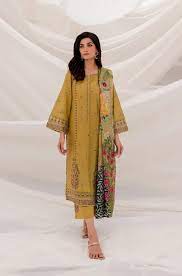 Sapphire Embroidered Lawn 3 Piece Suit D/857